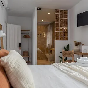 Hospederia Boutique By La Juderia De Vejer- Adults Only Inn